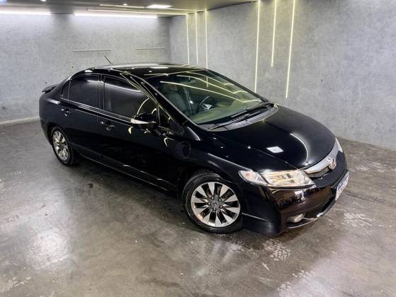 HONDA CIVIC 1.8 LXL 16V FLEX 4P AUTOMÁTICO HONDA CIVIC 1.8 LXL 16V FLEX 4P AUTOMÁTICO